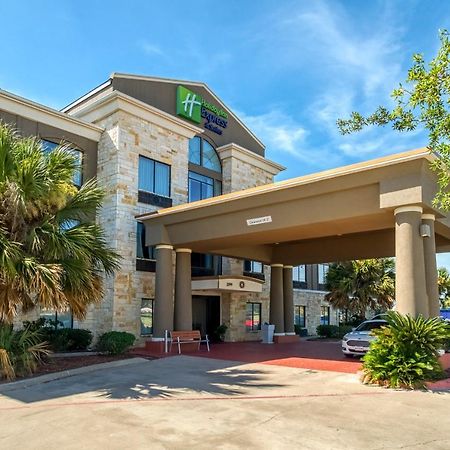 Holiday Inn Express And Suites Beeville By Ihg Zewnętrze zdjęcie