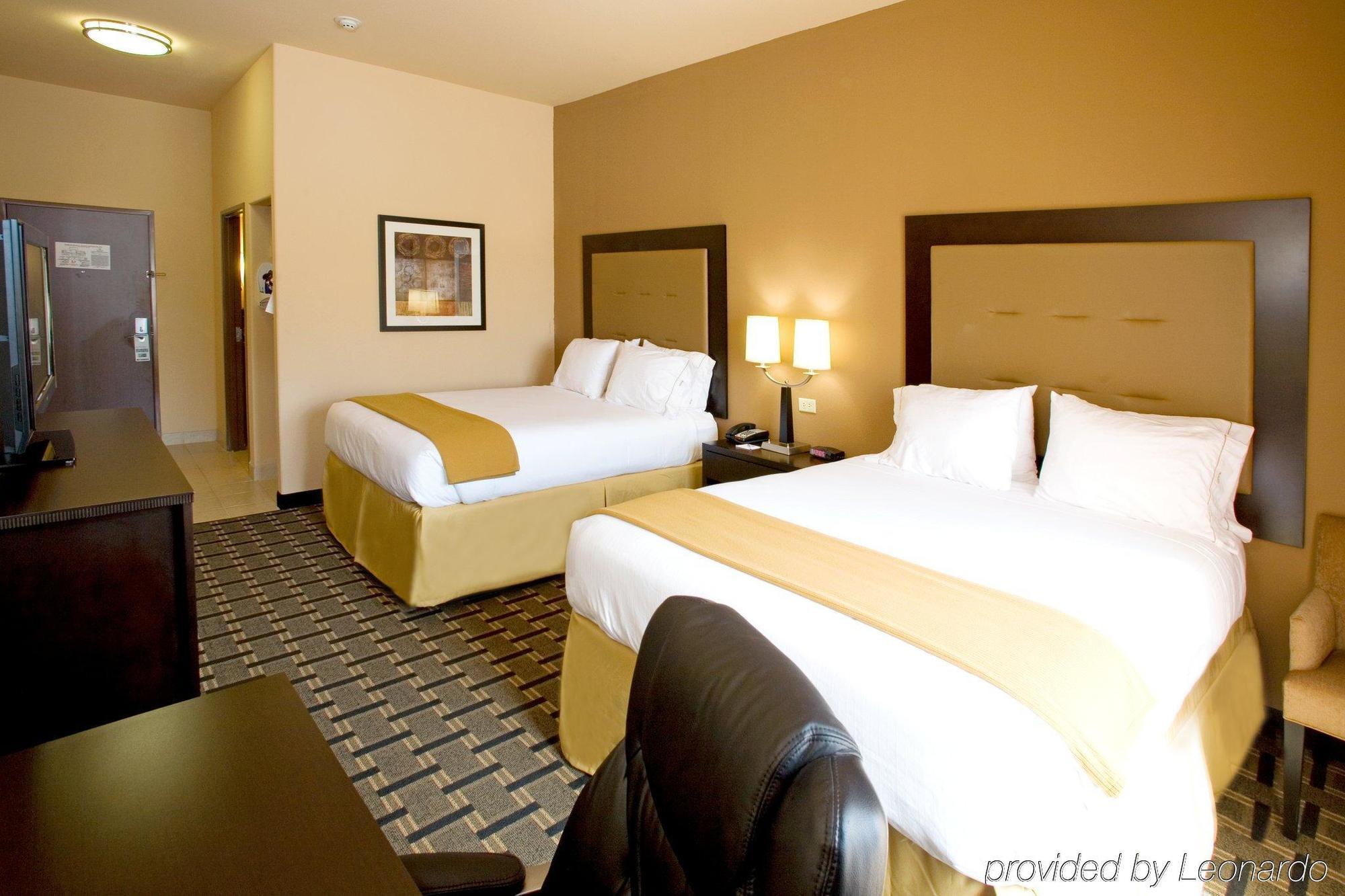 Holiday Inn Express And Suites Beeville By Ihg Pokój zdjęcie